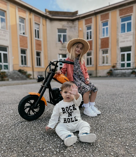 HYPER GOGO Mini Motorcycle: The Best Gift for Kids Who Love the Outdoors